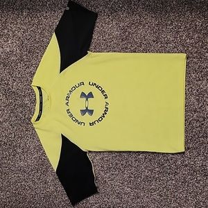 Under Armour Boys Swim Shirt Medium